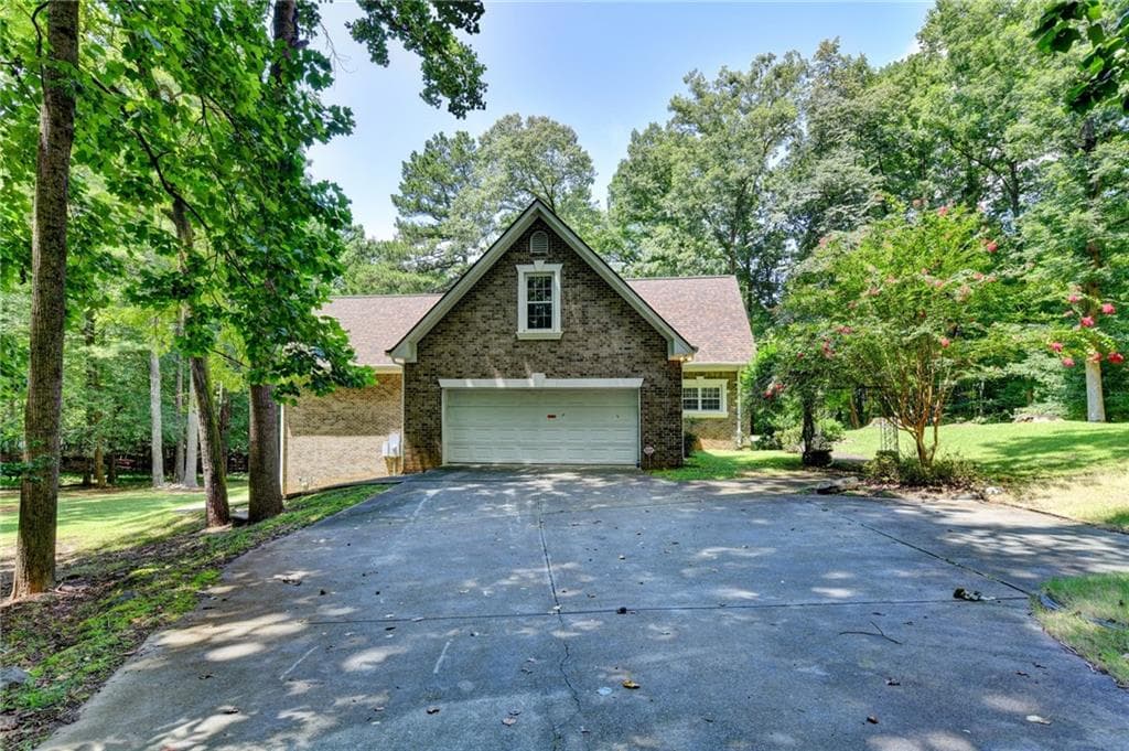 4 bedroom, 4 bathroom, 4,007 sq ft single family residence for sale at 4845 Grady Smith Road, Loganville, GA 30052 — photo 4
