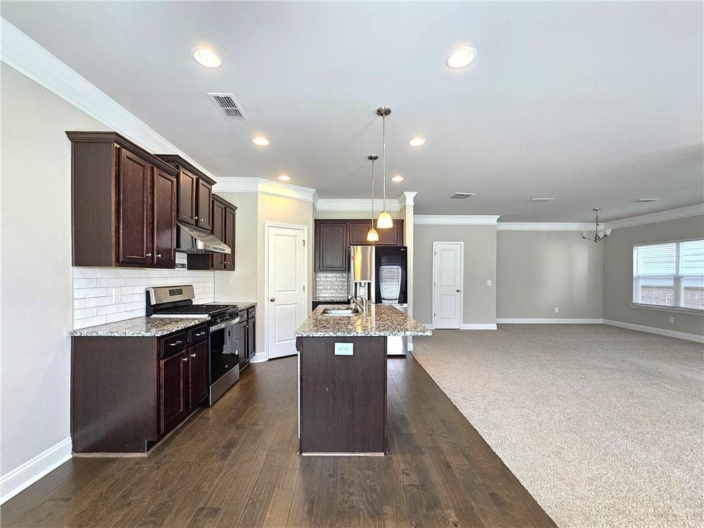 4 bedroom, 3 bathroom, 2,440 sq ft single family residence for rent at 1561 Winding Ridge Trail, Hoschton, GA 30548 for $2,400 a month — photo 6