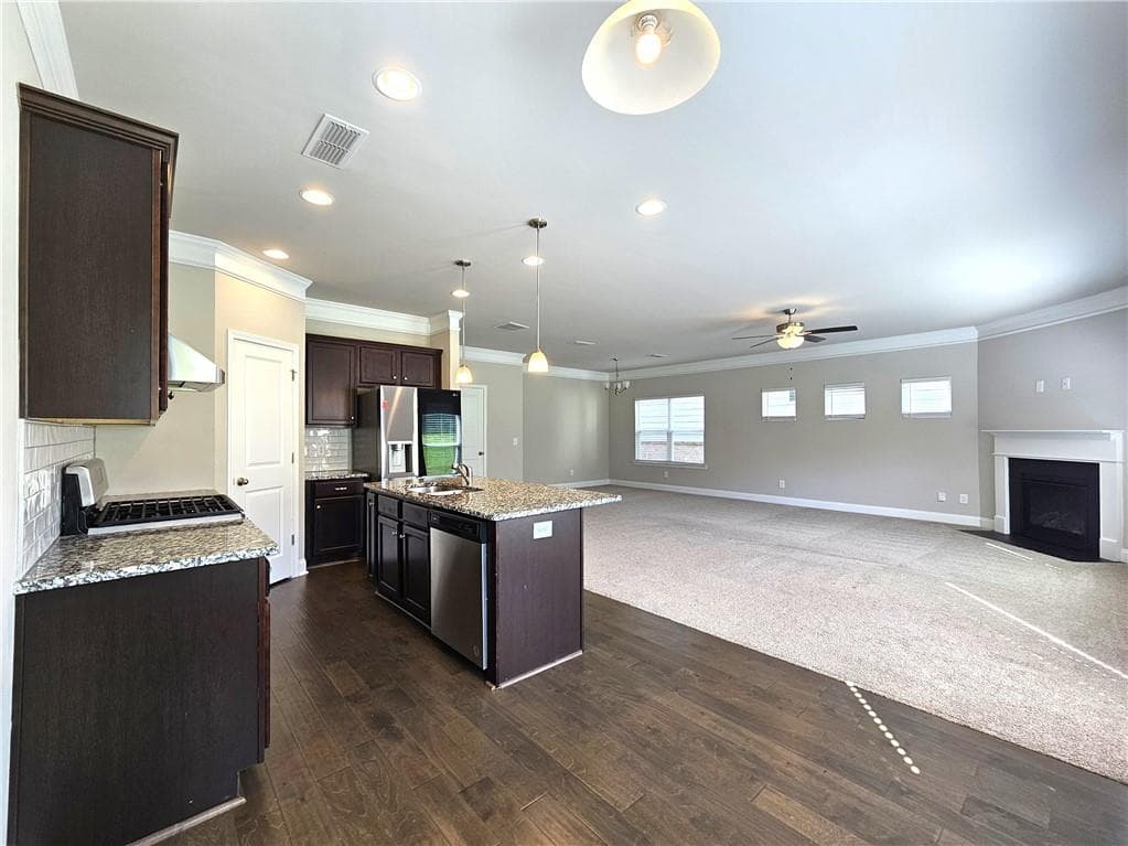 4 bedroom, 3 bathroom, 2,440 sq ft single family residence for rent at 1561 Winding Ridge Trail, Hoschton, GA 30548 for $2,400 a month — photo 7