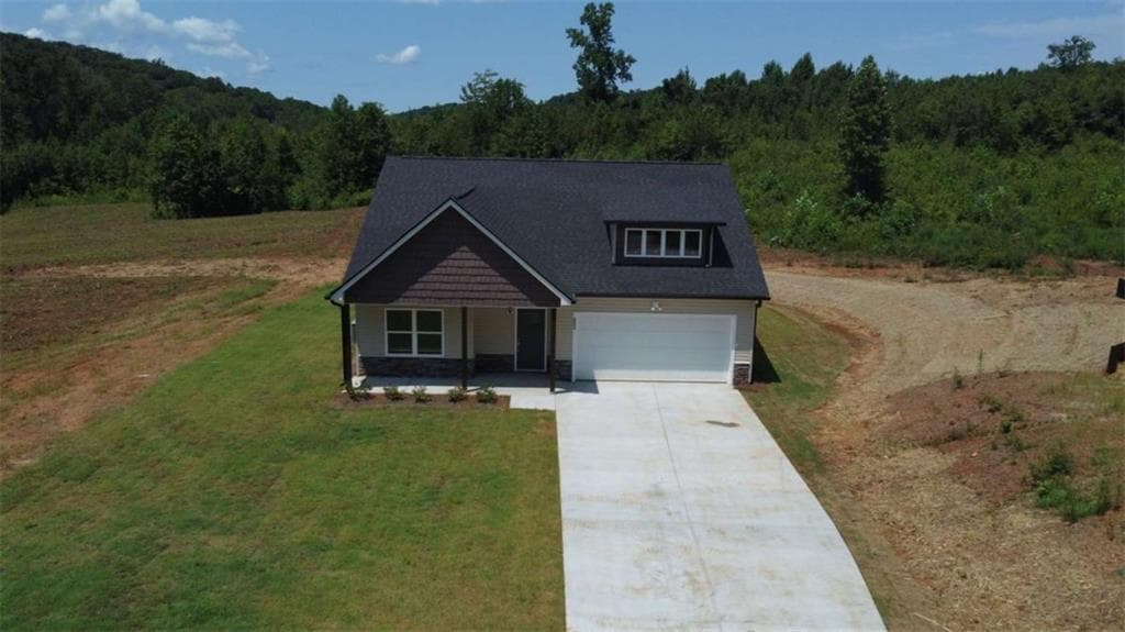 3 bedroom, 2 bathroom, 1,917 sq ft single family residence for sale at 653 Dortch Road, Eastanollee, GA 30538 — photo 2