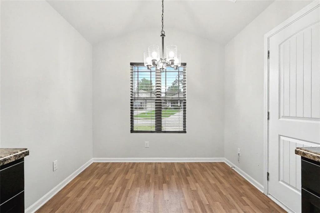 3 bedroom, 2 bathroom, 1,132 sq ft single family residence for sale at 2362 Glebe Court, Hampton, GA 30228 — photo 5