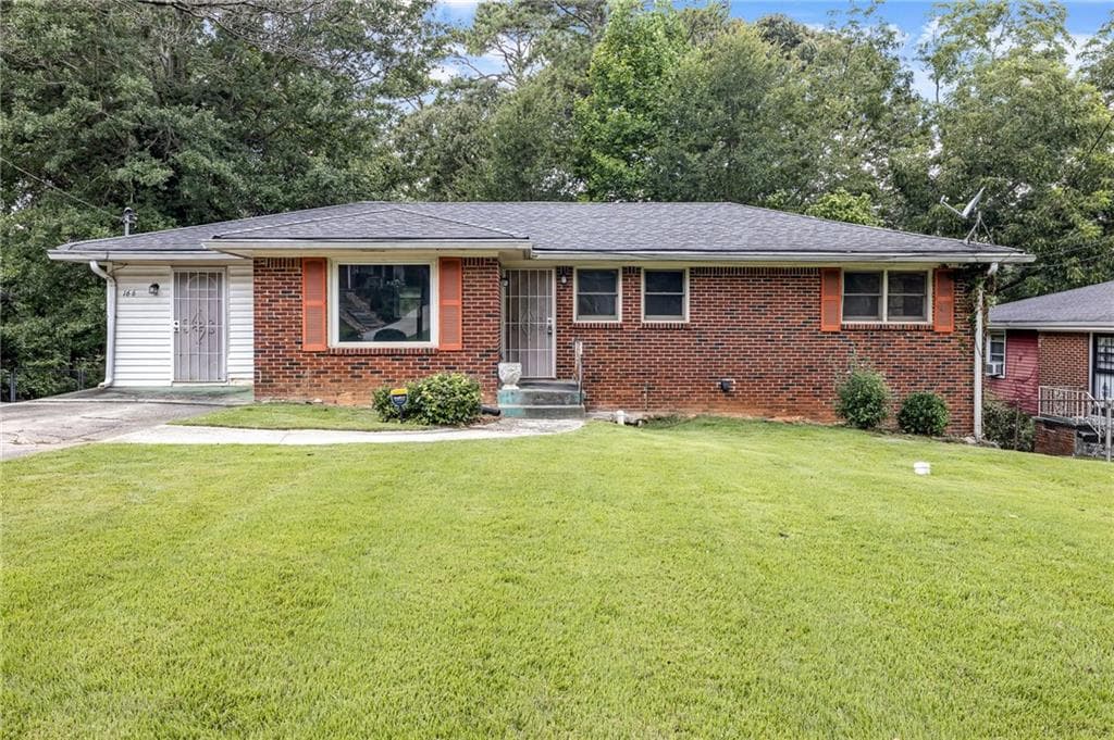 4 bedroom, 2 bathroom, 2,008 sq ft single family residence under contract at 166 Hermer Circle, Atlanta, GA 30311