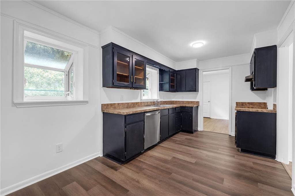 4 bedroom, 2 bathroom, 2,008 sq ft single family residence under contract at 166 Hermer Circle, Atlanta, GA 30311 — photo 7