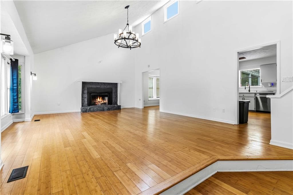 4 bedroom, 4 bathroom, 3,068 sq ft single family residence for sale at 2681 Deer Isle Cove, Lawrenceville, GA 30044 — photo 7