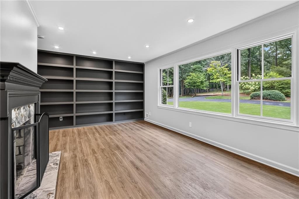 4 bedroom, 5 bathroom, 6,489 sq ft single family residence under contract at 350 Shadowlawn Road, Marietta, GA 30067 — photo 9