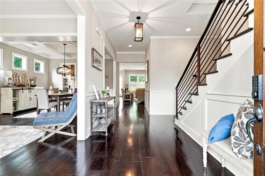 5 bedroom, 5 bathroom, 3,900 sq ft single family residence under contract at 435 Cambria Lane, Lilburn, GA 30047 — photo 4