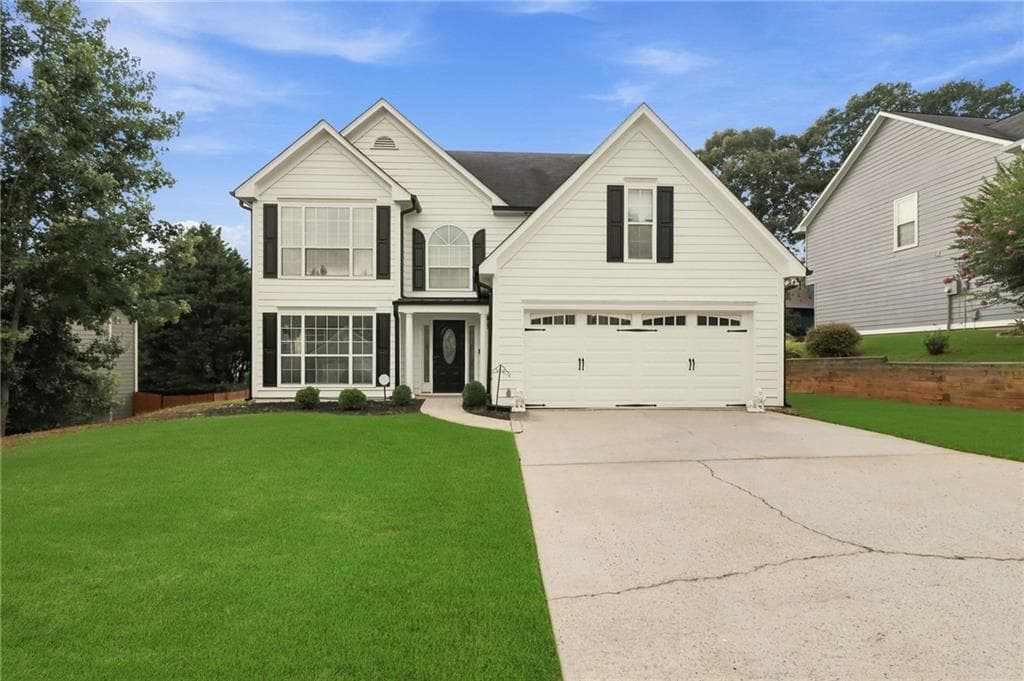 3 bedroom, 3 bathroom, 2,348 sq ft single family residence for sale at 2765 Suwanee Lakes Trail, Suwanee, GA 30024 — photo 2