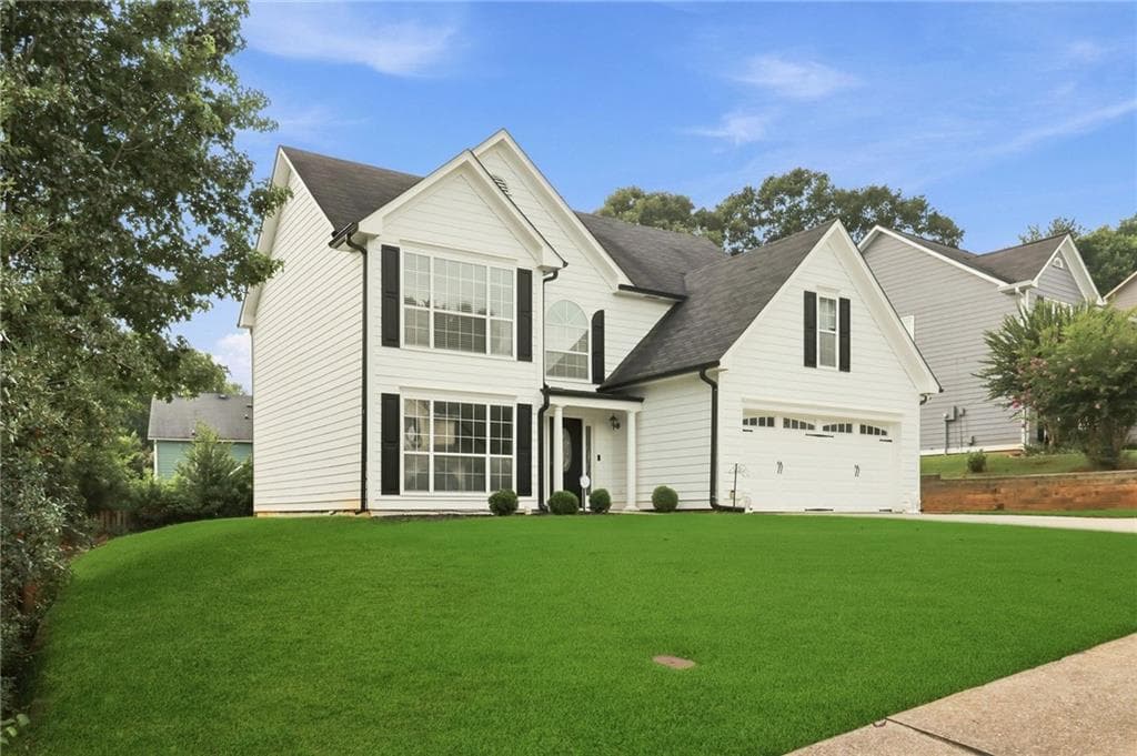 3 bedroom, 3 bathroom, 2,348 sq ft single family residence for sale at 2765 Suwanee Lakes Trail, Suwanee, GA 30024 — photo 3