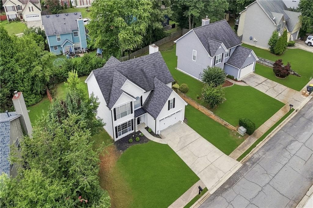 3 bedroom, 3 bathroom, 2,348 sq ft single family residence for sale at 2765 Suwanee Lakes Trail, Suwanee, GA 30024 — photo 7