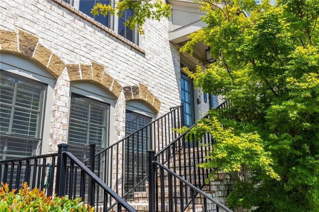 4 bedroom, 4 bathroom, 2,304 sq ft townhouse for rent at 1871 Falling Sky Court, Atlanta, GA 30319 for $4,300 a month — photo 3