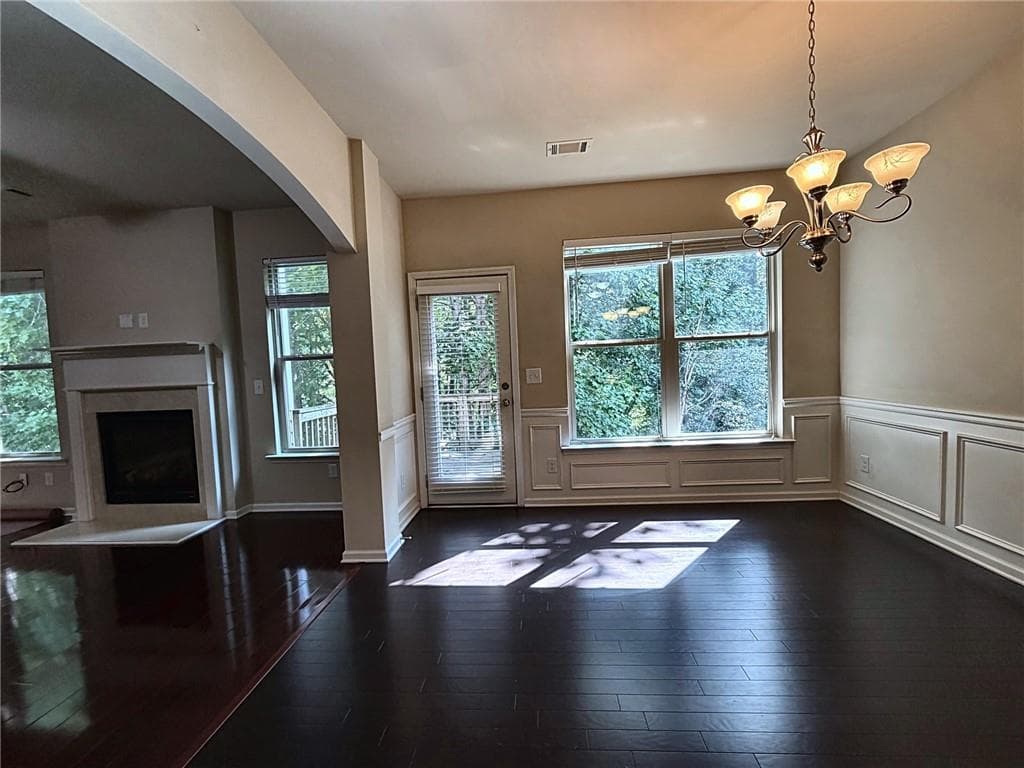 3 bedroom, 2 bathroom, 2,544 sq ft single family residence for rent at 2573 Chimney Hill Place, Austell, GA 30106 for $2,350 a month — photo 3