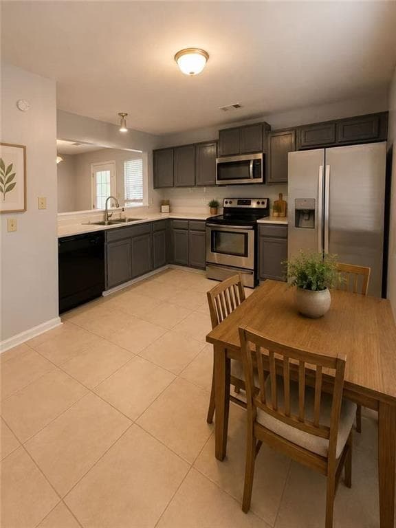 3 bedroom, 2 bathroom, 1,384 sq ft single family residence for sale at 182 Brandon Ridge Circle, Stockbridge, GA 30281 — photo 9