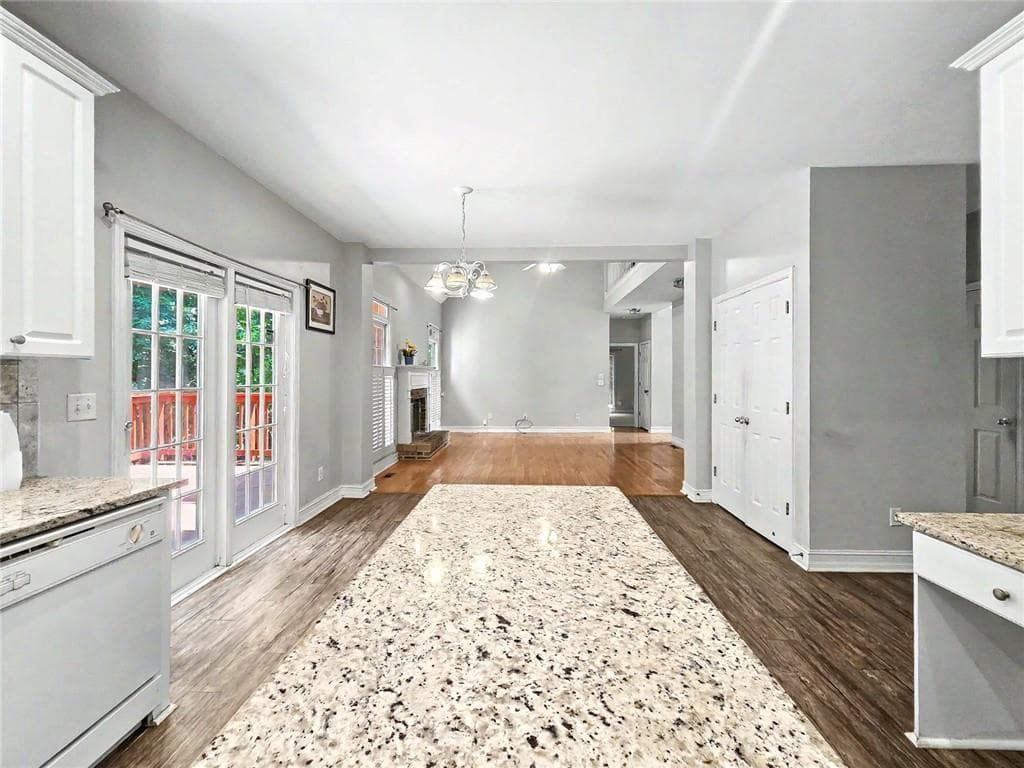 5 bedroom, 3 bathroom, 2,959 sq ft single family residence for sale at 4334 Catamount Drive, Lilburn, GA 30047 — photo 10