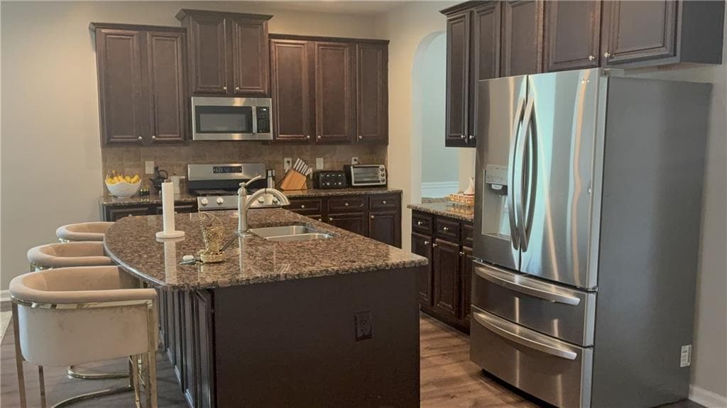 4 bedroom, 2 bathroom, 2,782 sq ft single family residence for rent at 1301 Rose Terrace Circle, Loganville, GA 30052 for $2,500 a month — photo 6