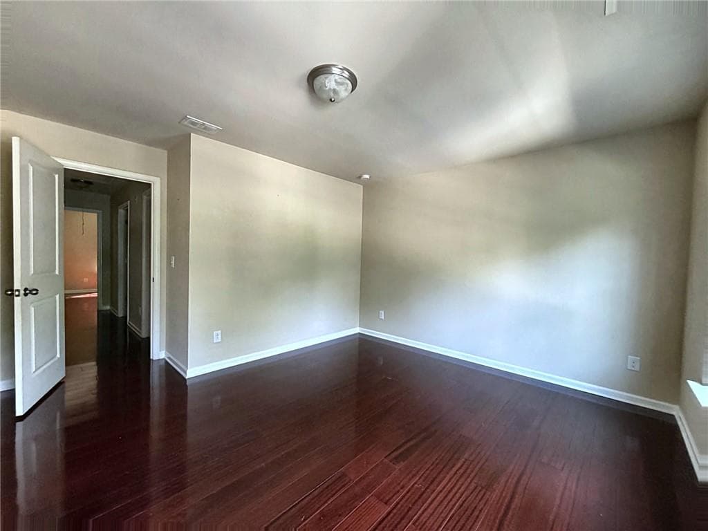 3 bedroom, 2 bathroom, 2,544 sq ft single family residence for sale at 2573 Chimney Hill Place, Austell, GA 30106 — photo 7