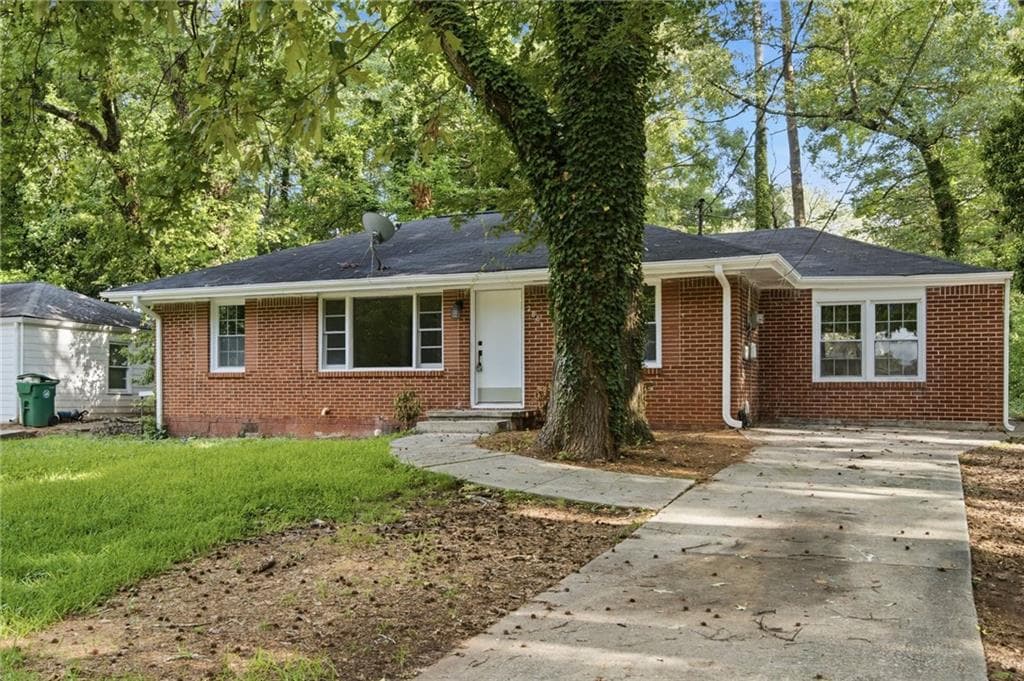 3 bedroom, 2 bathroom, 1,497 sq ft single family residence for rent at 2801 Mitchell Drive, Decatur, GA 30032 for $1,899 a month