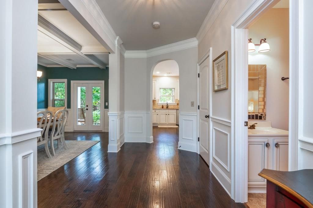 6 bedroom, 4 bathroom, 3,638 sq ft single family residence for sale at 4480 Woodlet Court, Cumming, GA 30028 — photo 7