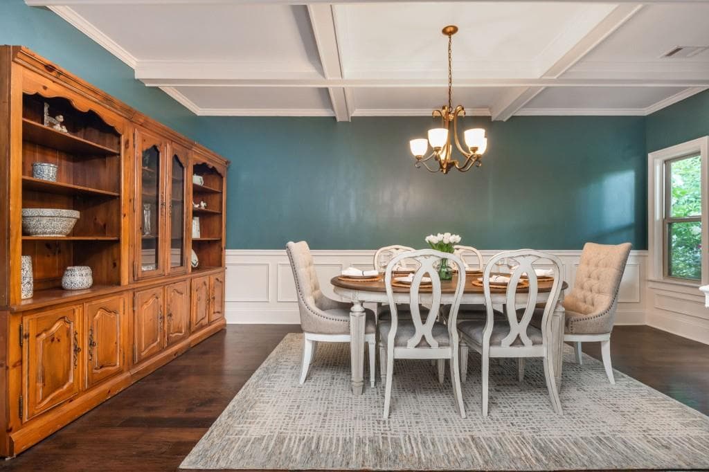6 bedroom, 4 bathroom, 3,638 sq ft single family residence for sale at 4480 Woodlet Court, Cumming, GA 30028 — photo 8