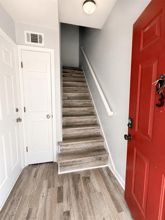 3 bedroom, 3 bathroom, 1,244 sq ft townhouse for rent at 856 Saint Charles Avenue 3, Atlanta, GA 30306 for $3,550 a month — photo 2