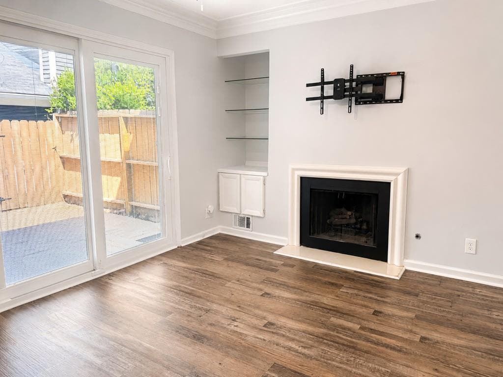 3 bedroom, 3 bathroom, 1,244 sq ft townhouse for rent at 856 Saint Charles Avenue 3, Atlanta, GA 30306 for $3,550 a month — photo 6