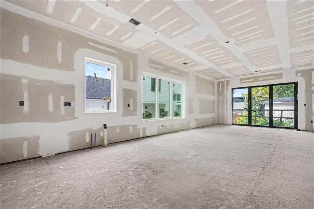 3 bedroom, 3 bathroom, 2,339 sq ft townhouse under contract at 308 Fortune Street A, Atlanta, GA 30312 — photo 3