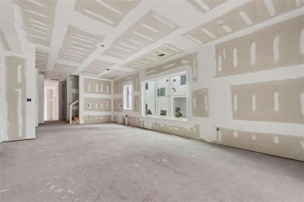 3 bedroom, 3 bathroom, 2,339 sq ft townhouse under contract at 308 Fortune Street A, Atlanta, GA 30312 — photo 6