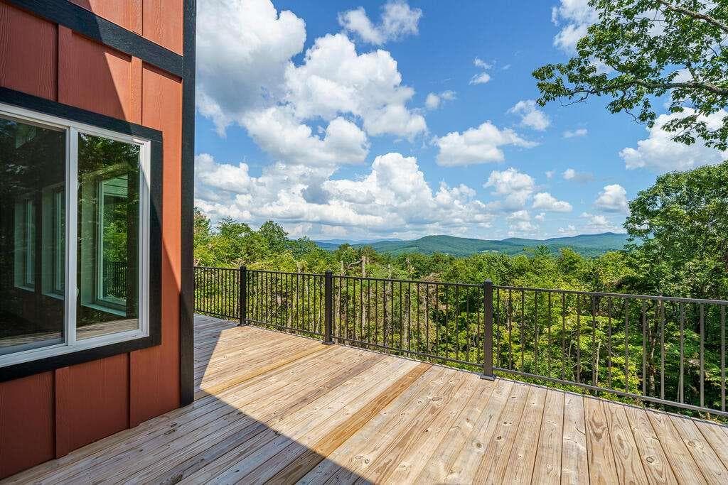 4 bedroom, 4 bathroom, 3,238 sq ft single family residence for sale at 156 Sky High Drive, Ellijay, GA 30536 — photo 2