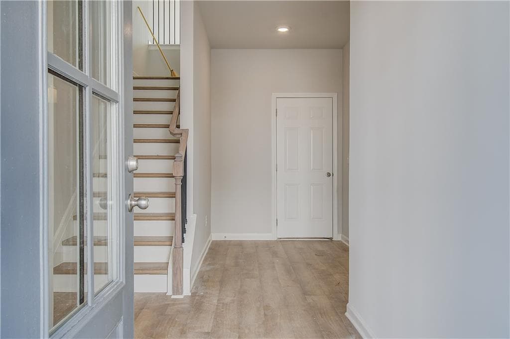2 bedroom, 4 bathroom, 1,923 sq ft townhouse for sale at 2814 Daybreak Lane, Newnan, GA 30265 — photo 5