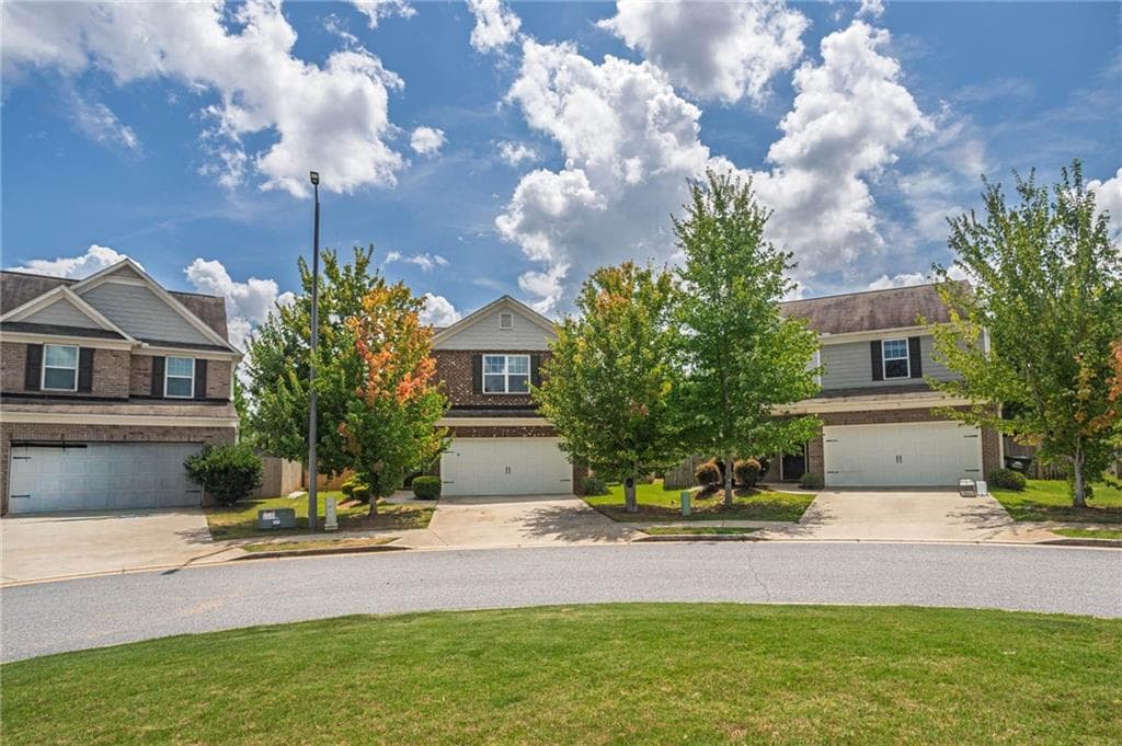 3 bedroom, 3 bathroom, 1,689 sq ft single family residence for sale at 460 Meadowbend Circle, Athens, GA 30606 — photo 4
