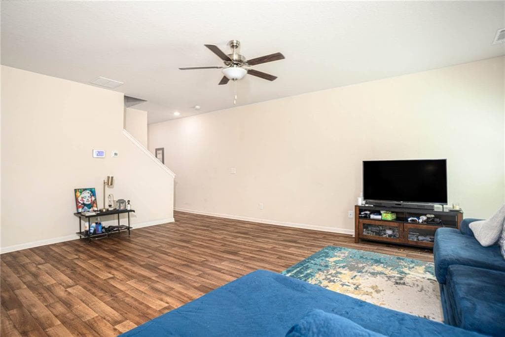 3 bedroom, 3 bathroom, 1,689 sq ft single family residence for sale at 460 Meadowbend Circle, Athens, GA 30606 — photo 8