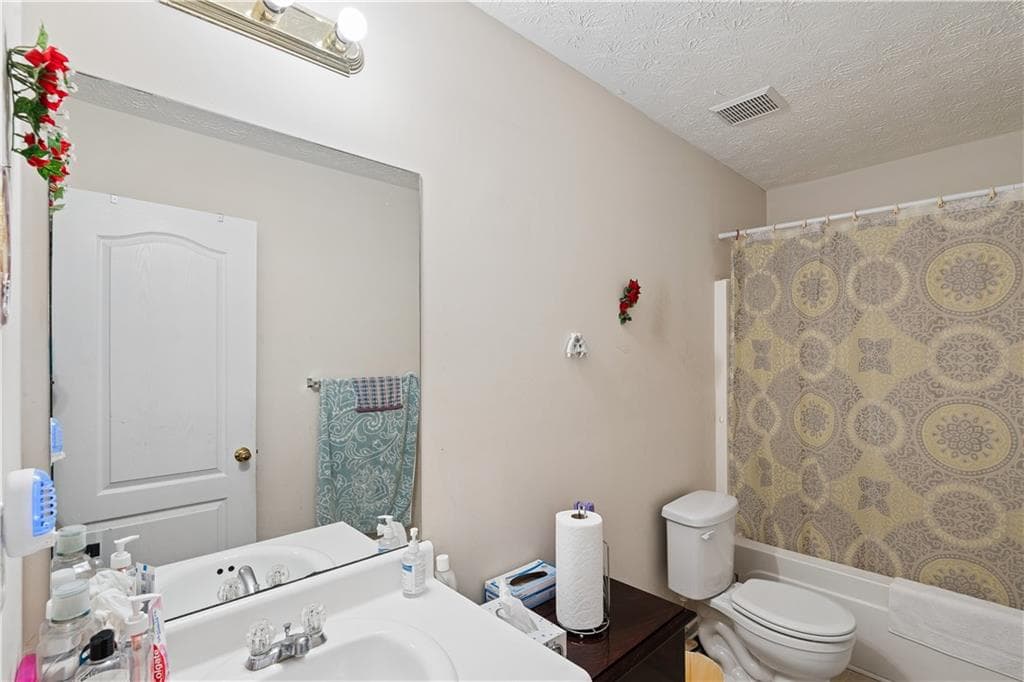 4 bedroom, 2 bathroom, 1,800 sq ft single family residence for sale at 60 Victoria Boulevard, Oxford, GA 30054 — photo 9