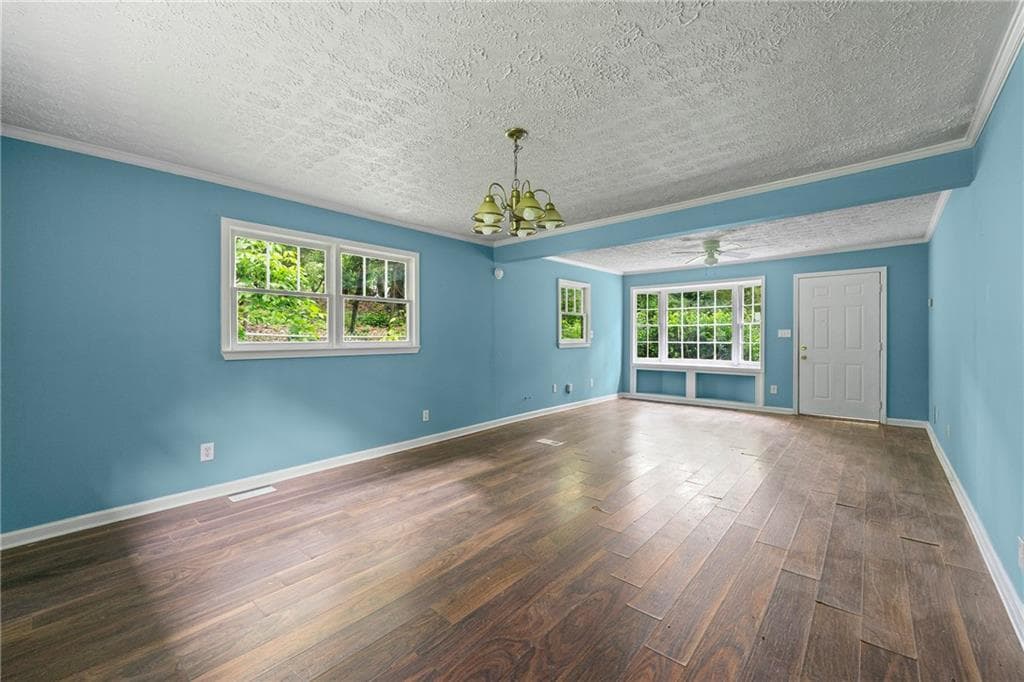 4 bedroom, 2 bathroom, 1,622 sq ft single family residence for sale at 4445 Woodhaven Drive, Decatur, GA 30035 — photo 5