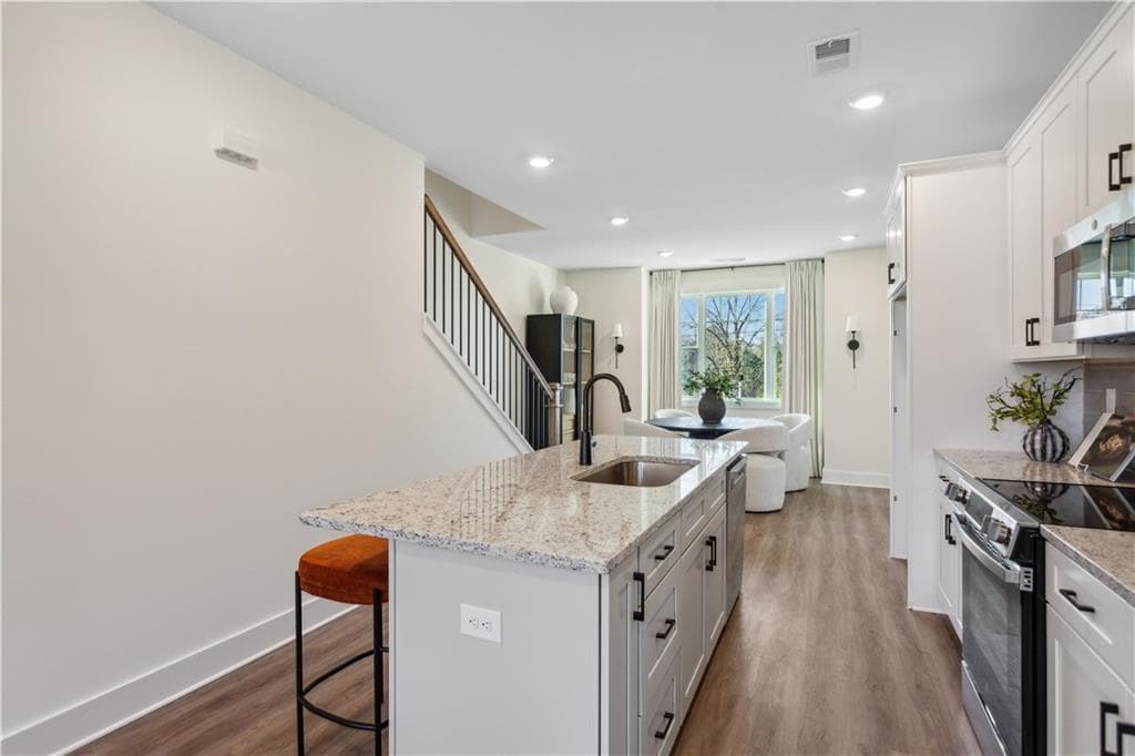 3 bedroom, 4 bathroom, 1,408 sq ft townhouse for sale at 203 Mission Way, Atlanta, GA 30315 — photo 8