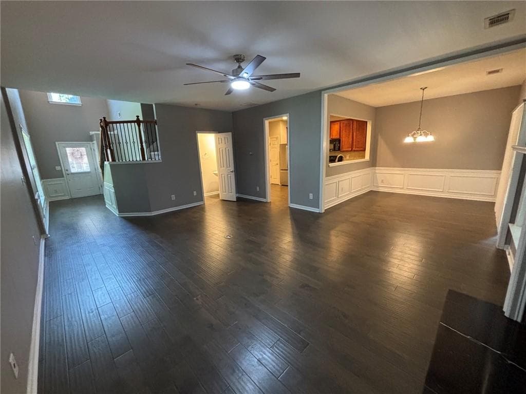 3 bedroom, 3 bathroom, 1,952 sq ft townhouse for sale at 5800 Oakdale Road 4, Mableton, GA 30126 — photo 8