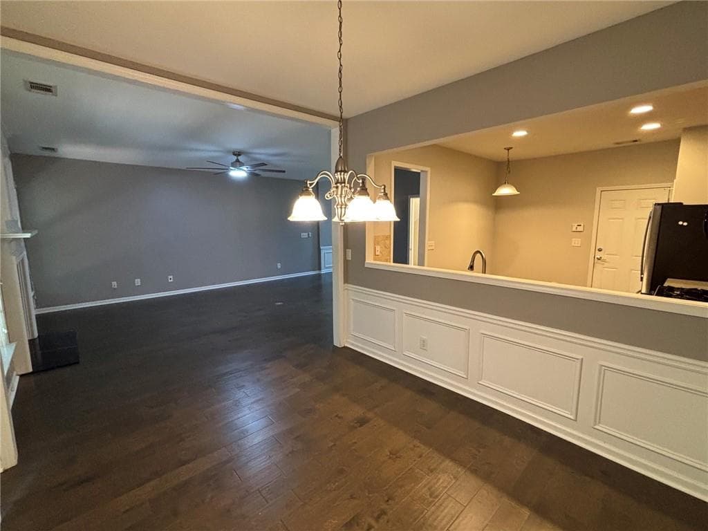 3 bedroom, 3 bathroom, 1,952 sq ft townhouse for sale at 5800 Oakdale Road 4, Mableton, GA 30126 — photo 9
