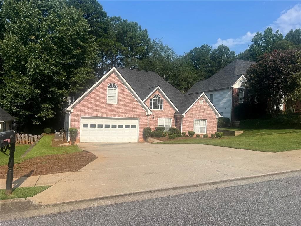 4 bedroom, 2 bathroom, 2,817 sq ft single family residence for rent at 824 Georgian Point Drive, Lawrenceville, GA 30045 for $2,099 a month — photo 1 of 26