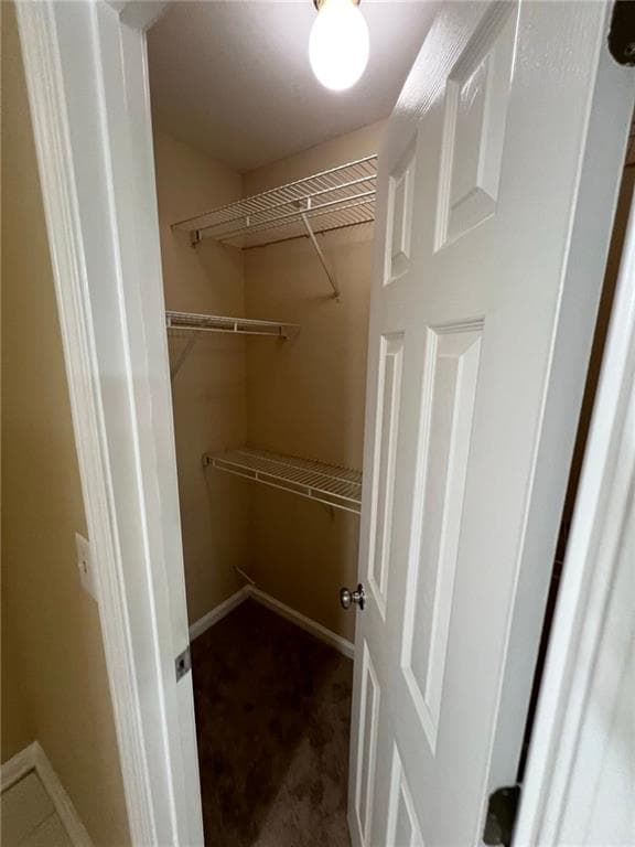 4 bedroom, 2 bathroom, 2,817 sq ft single family residence for rent at 824 Georgian Point Drive, Lawrenceville, GA 30045 for $2,099 a month — photo 9