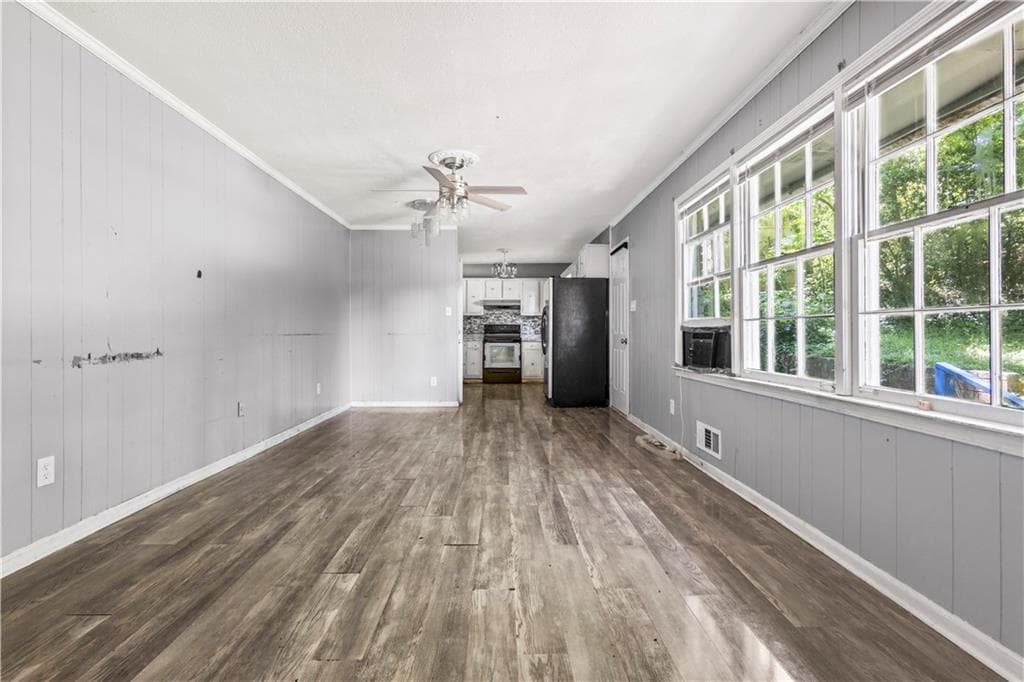 4 bedroom, 2 bathroom, 1,422 sq ft single family residence for sale at 4176 Indian Forest Road, Stone Mountain, GA 30083 — photo 5