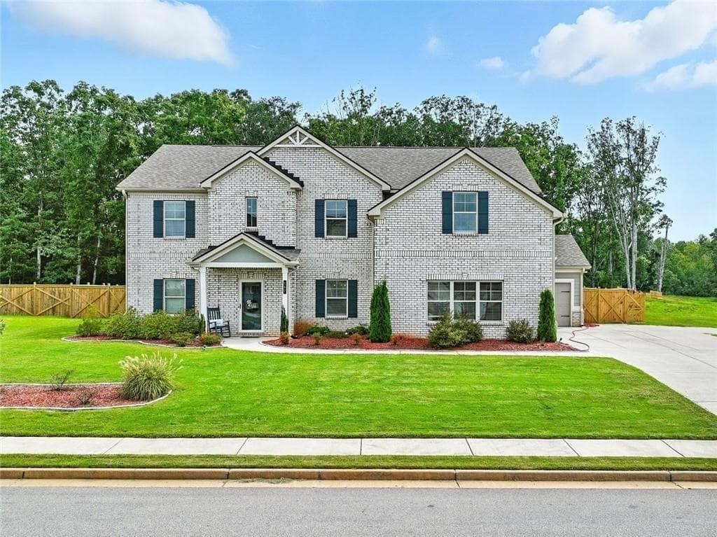 5 bedroom, 4 bathroom, 4,695 sq ft single family residence for sale at 167 Classica Drive, Mcdonough, GA 30252