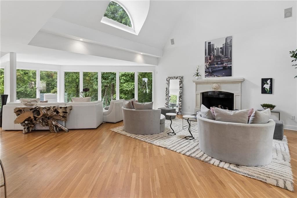6 bedroom, 6 bathroom, 7,961 sq ft single family residence under contract at 3906 Paces Ferry Road, Atlanta, GA 30327 — photo 5