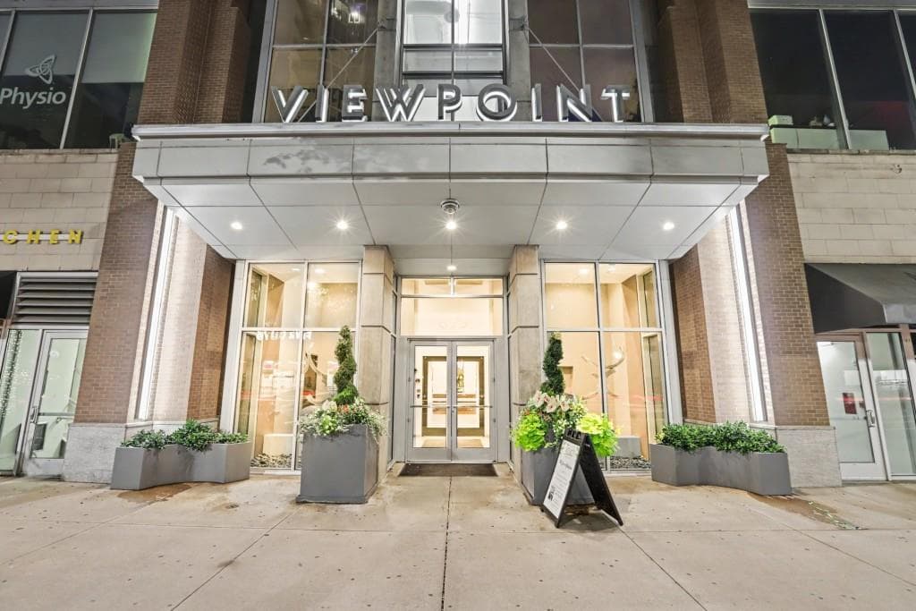 2 bedroom, 2 bathroom, 1,082 sq ft condominium for sale at 855 Peachtree Street 3206, Atlanta, GA 30308 — photo 7