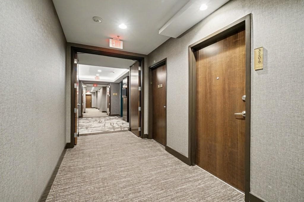 2 bedroom, 2 bathroom, 1,082 sq ft condominium for sale at 855 Peachtree Street 3206, Atlanta, GA 30308 — photo 8