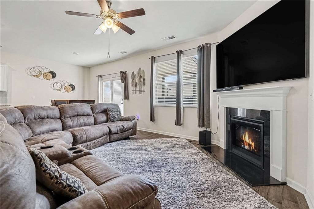 5 bedroom, 3 bathroom, 2,562 sq ft single family residence for sale at 3462 Hawthorn Farm Boulevard, Loganville, GA 30052 — photo 7