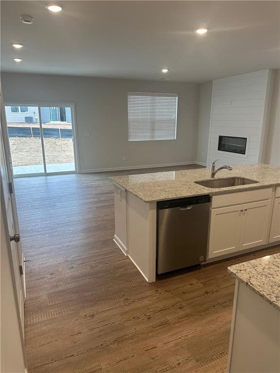 3 bedroom, 3 bathroom, 1,912 sq ft townhouse for rent at 5344 Melbourne Lane, Flowery Branch, GA 30542 for $1,975 a month — photo 4