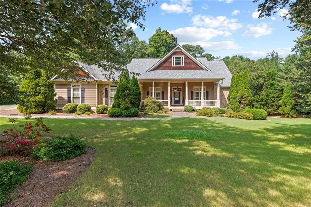 4 bedroom, 3 bathroom, 2,949 sq ft single family residence for sale at 235 Chandler Walk, Loganville, GA 30052
