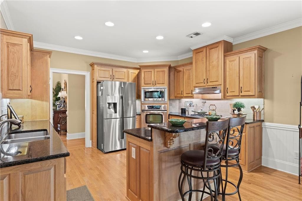 4 bedroom, 3 bathroom, 2,949 sq ft single family residence for sale at 235 Chandler Walk, Loganville, GA 30052 — photo 9
