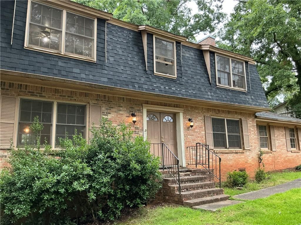 4 bedroom, 3 bathroom, 2,516 sq ft single family residence sold at 3939 Lehigh Blvd, Decatur, GA 30034