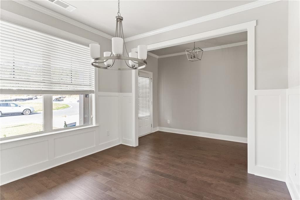 5 bedroom, 3 bathroom, 2,562 sq ft single family residence for sale at 2031 Orchid Lane, Lithia Springs, GA 30122 — photo 5