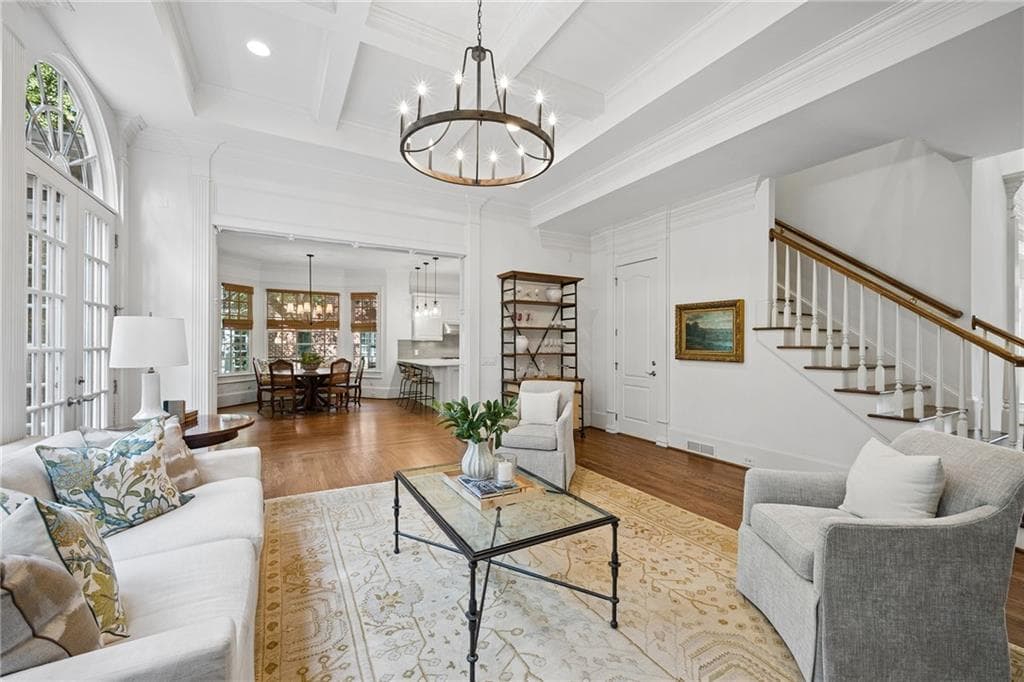 6 bedroom, 5 bathroom, 7,269 sq ft single family residence under contract at 2996 Howell Mill Road, Atlanta, GA 30327 — photo 9