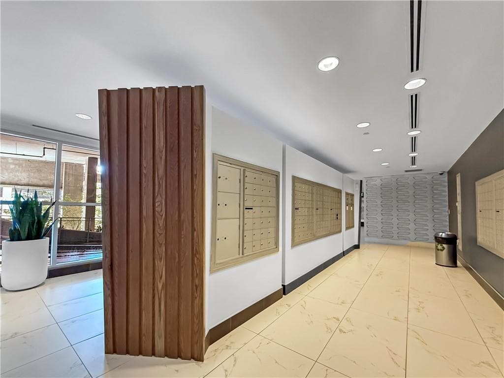 1 bedroom, 1 bathroom, 683 sq ft condominium for rent at 923 Peachtree Street 834, Atlanta, GA 30309 for $2,100 a month — photo 5